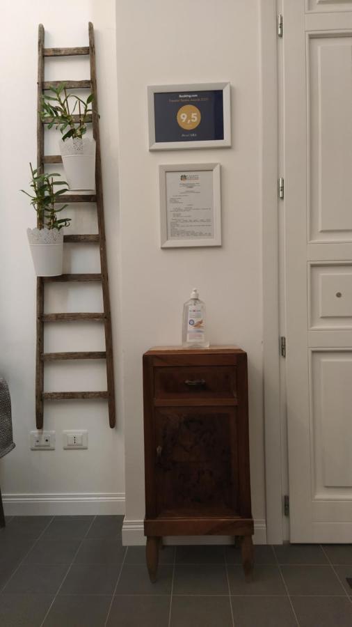 Couette-café Aruci 3*